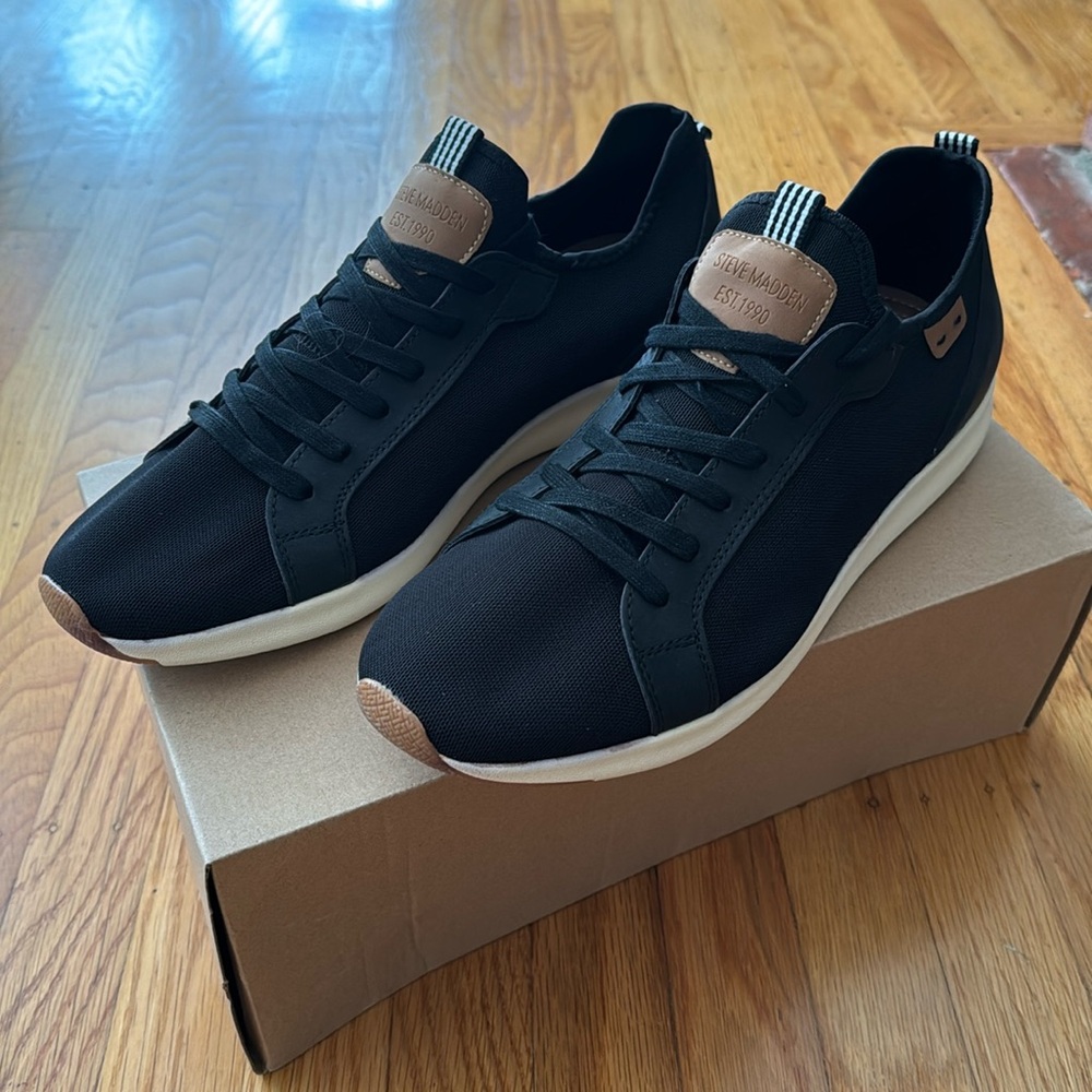 Steve Madden casual dress shoes